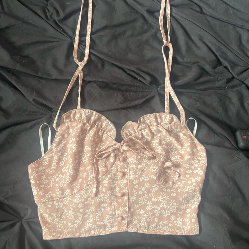 Cute pink floral crop top